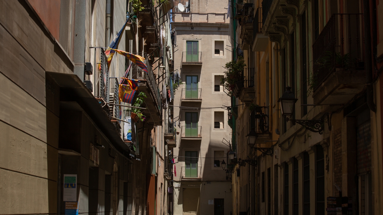 I have an apartment for more than 20 years: should I pay surplus value? I have an apartment for more than 20 years: should I pay surplus value?