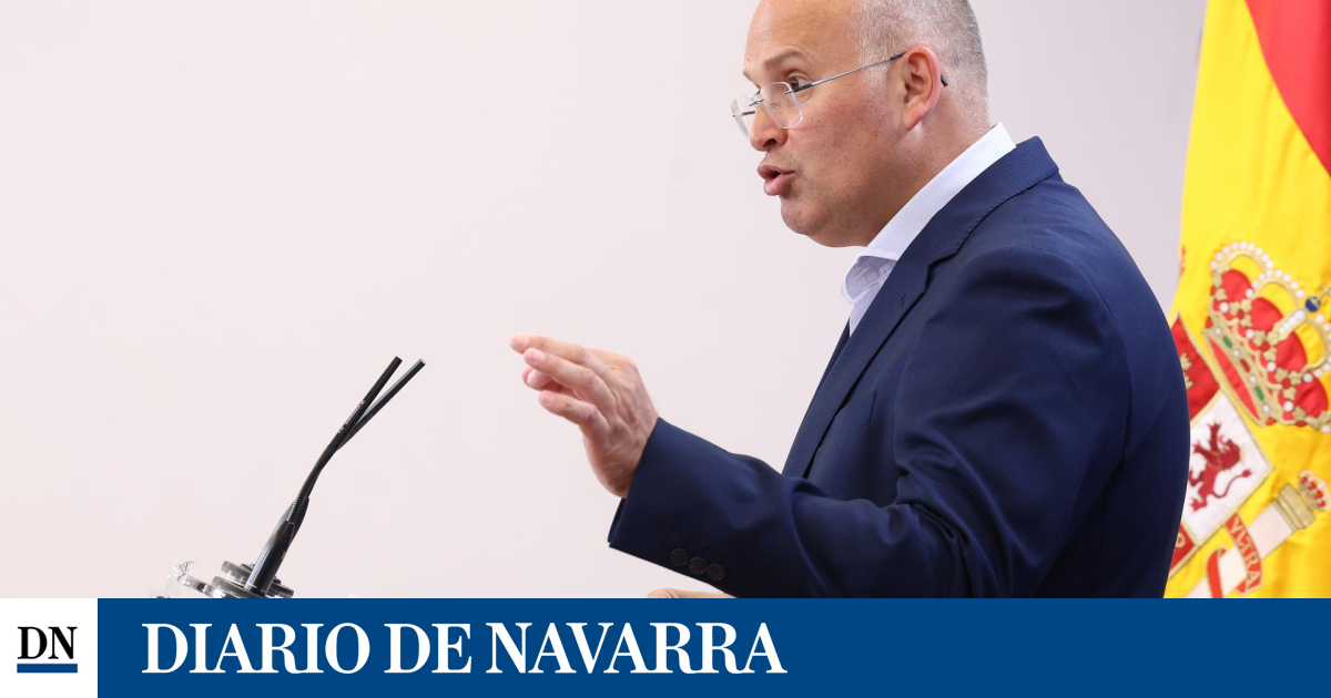 Feijóo gives all organic control to Tellado, which will assume the organization competencies directed by Carmen Fúnez Feijóo gives all organic control to Tellado, which will assume the organization competencies directed by Carmen Fúnez